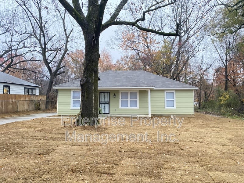 3490 Ardmore St – photo 2