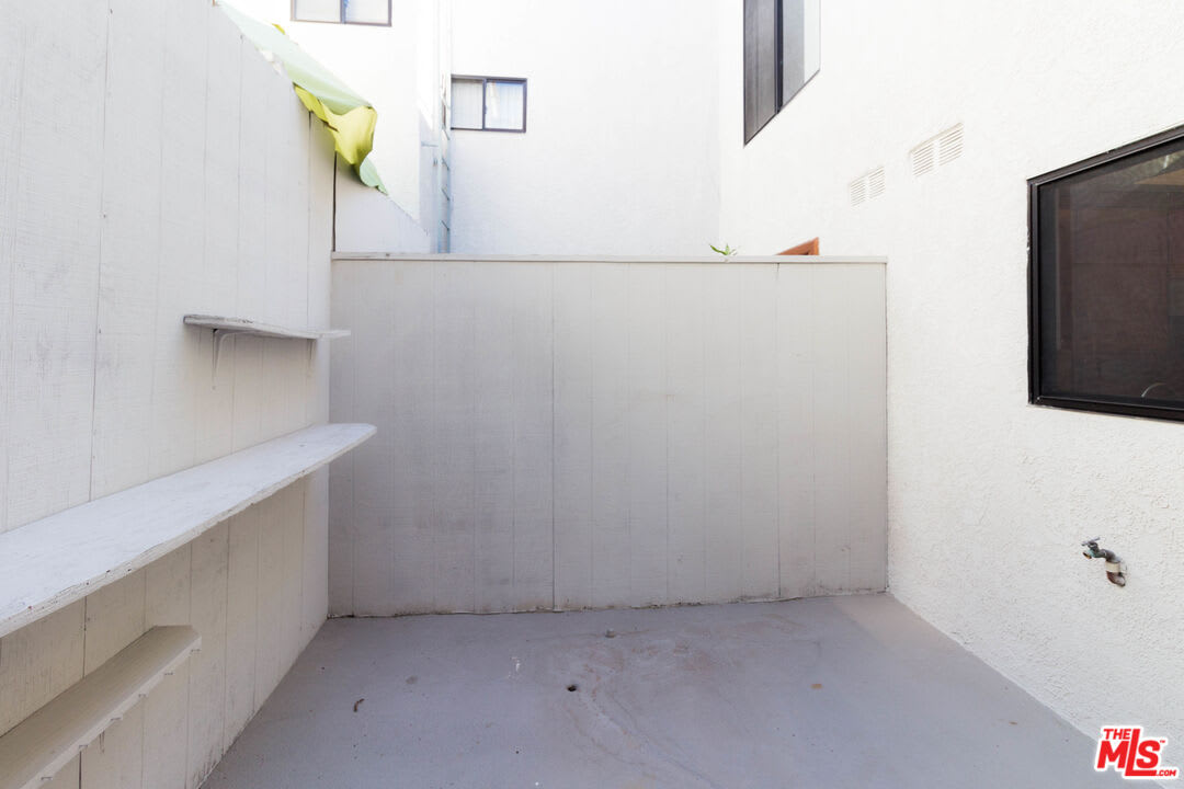 301 West Loraine Street – photo 4