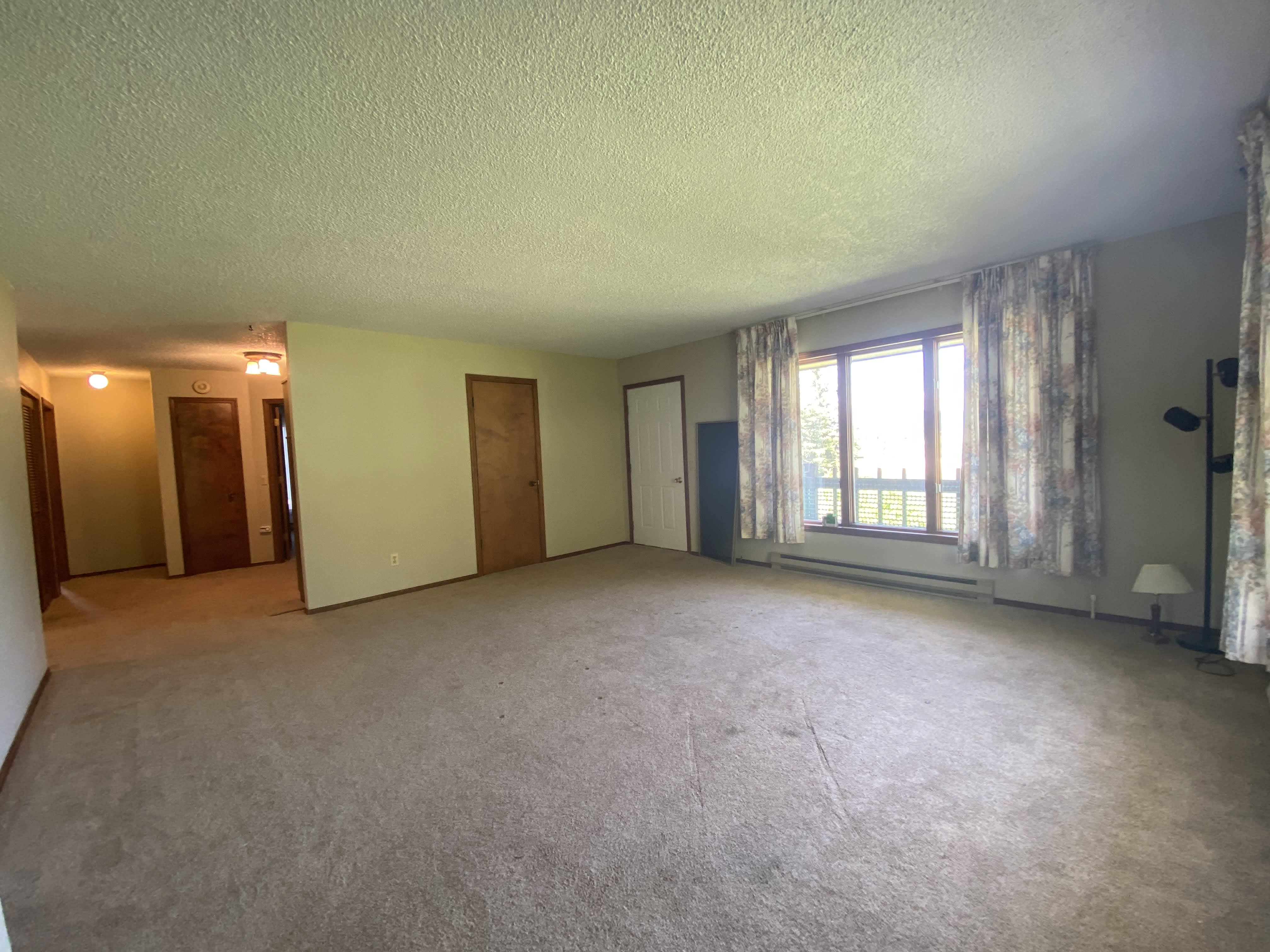 890 Kelley Rd – photo 5