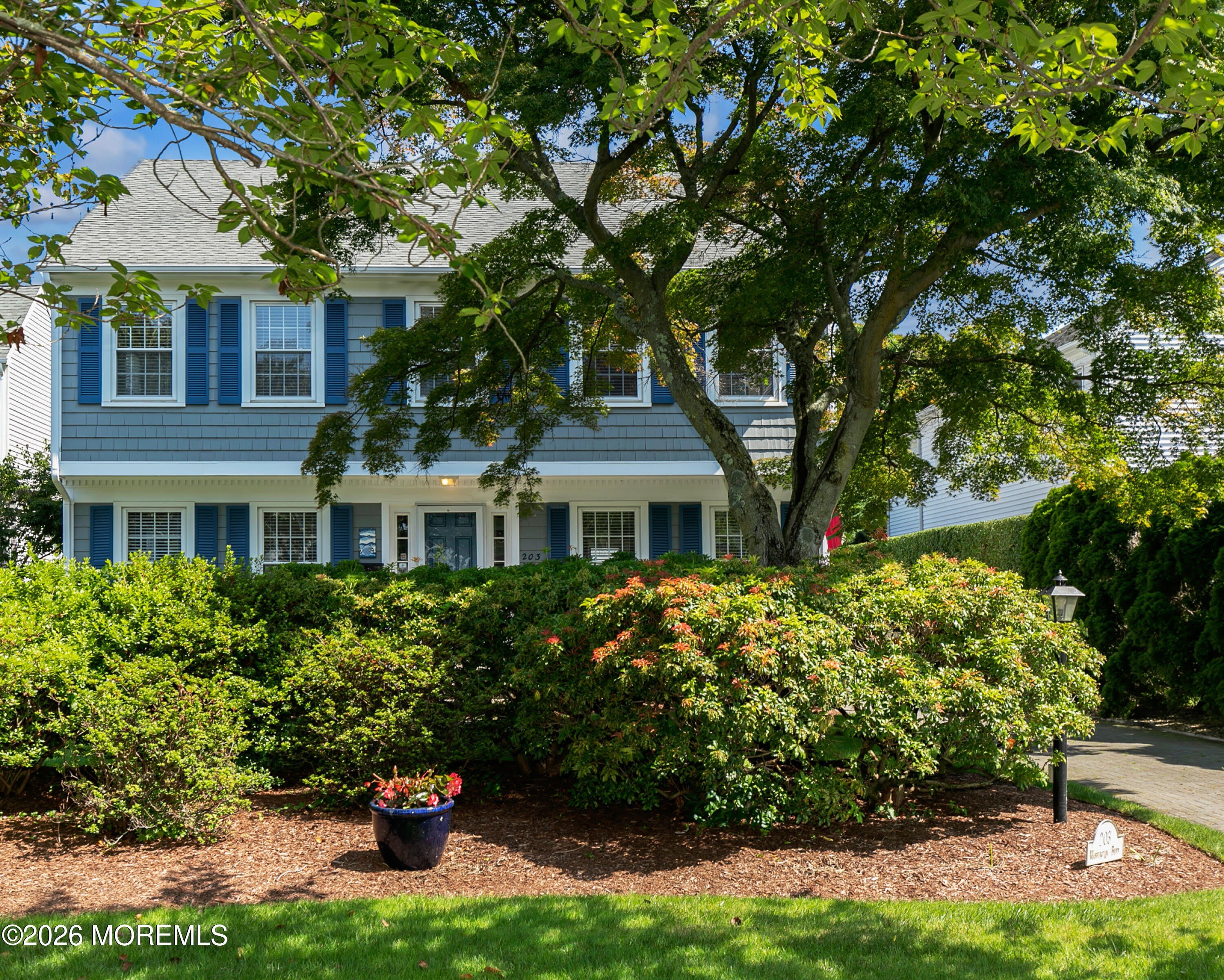 203 Washington Boulevard – photo 1