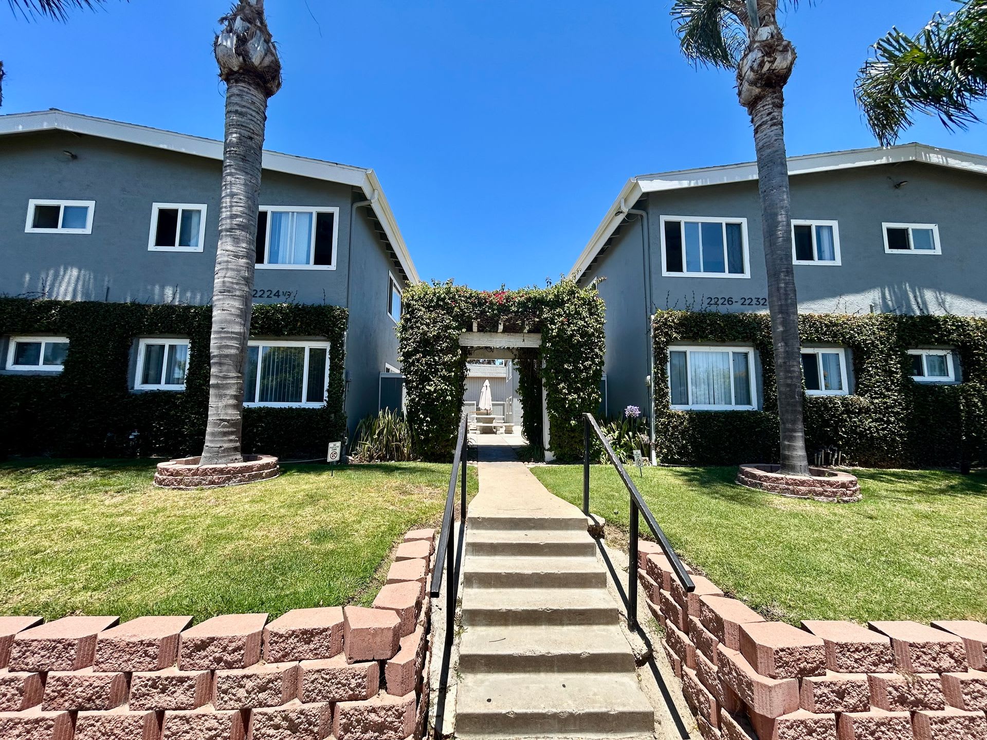 1 Bed 1 Bath Pacific Beach Apartments – photo 1
