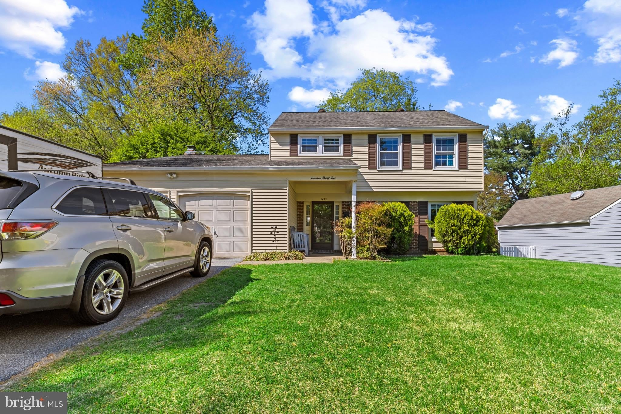 1435 CROFTON Parkway – photo 1