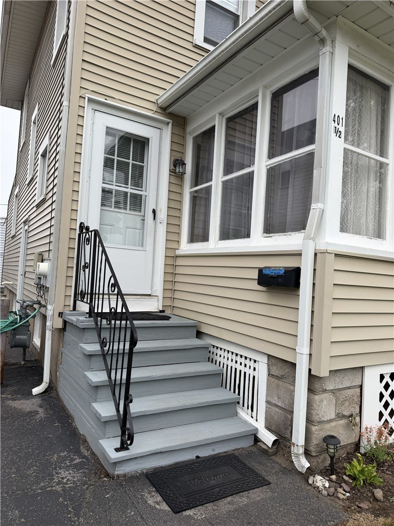 401 W Elm Street – photo 2