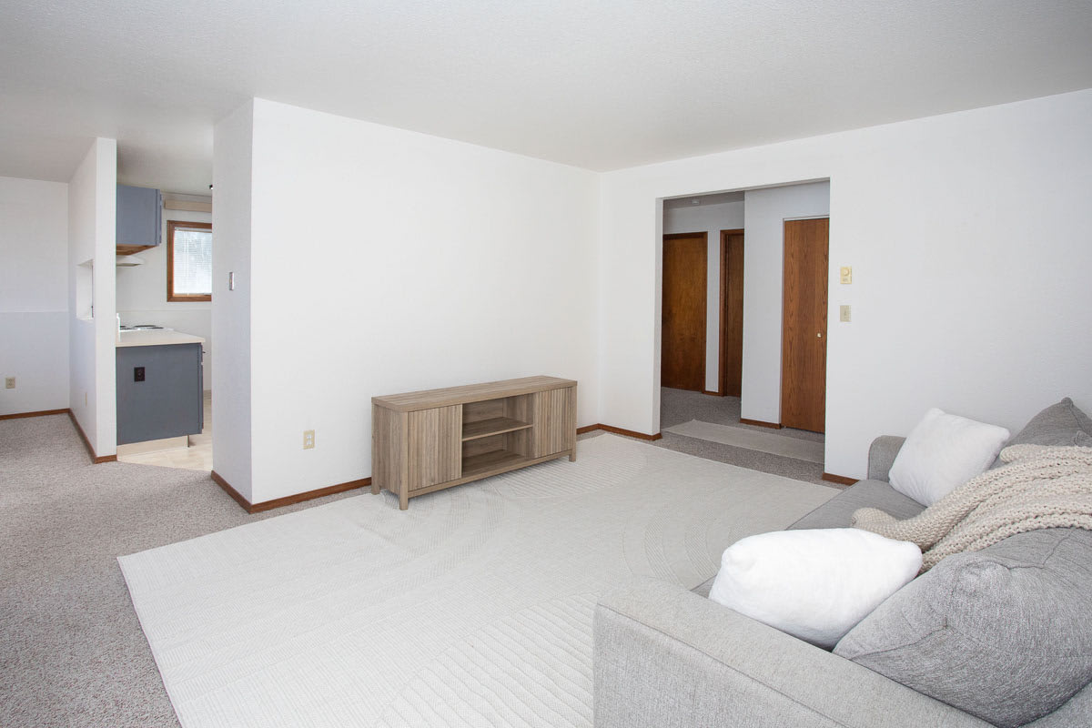 353 Cape Cod Drive 3 – photo 4