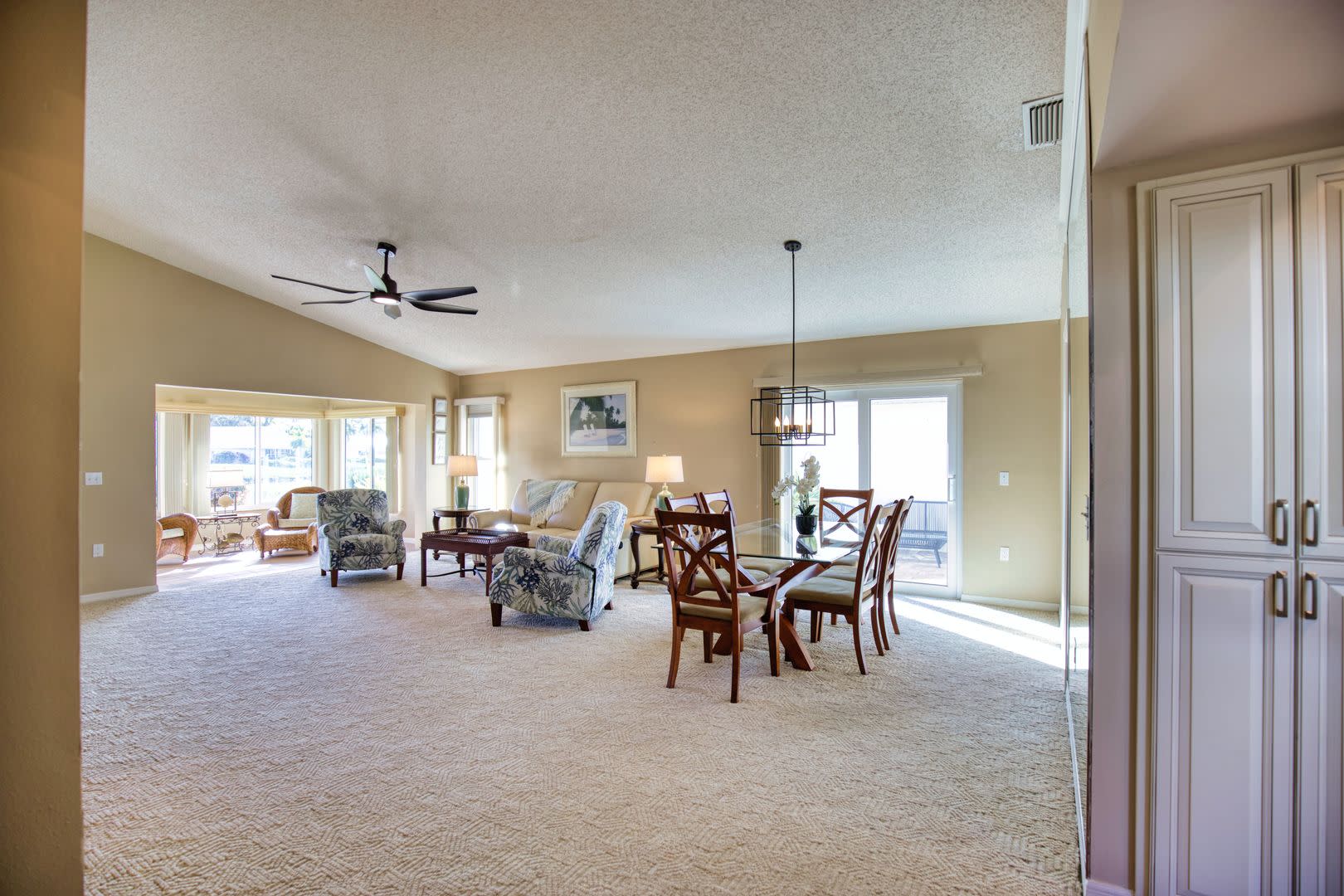 Seasonal Short-Term 2 Bedroom 2 Bathroom Villa located in Plantation! – photo 3