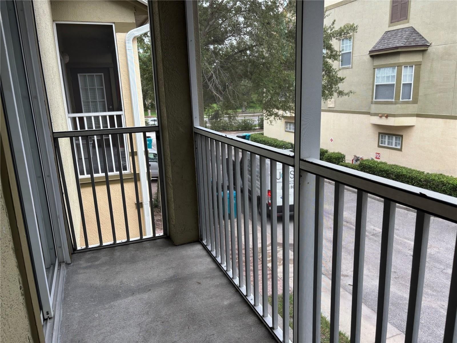 2424 GRAND CENTRAL Parkway – photo 2