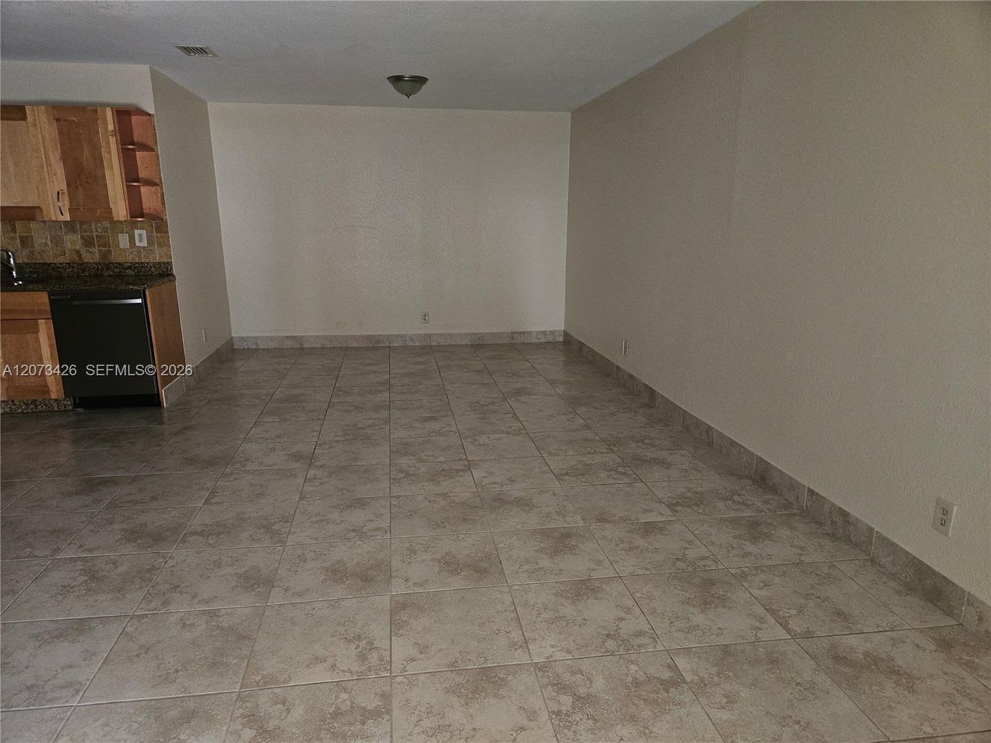 2500 NE 193rd Street 2502, North Miami Beach, FL 33180 – photo 2