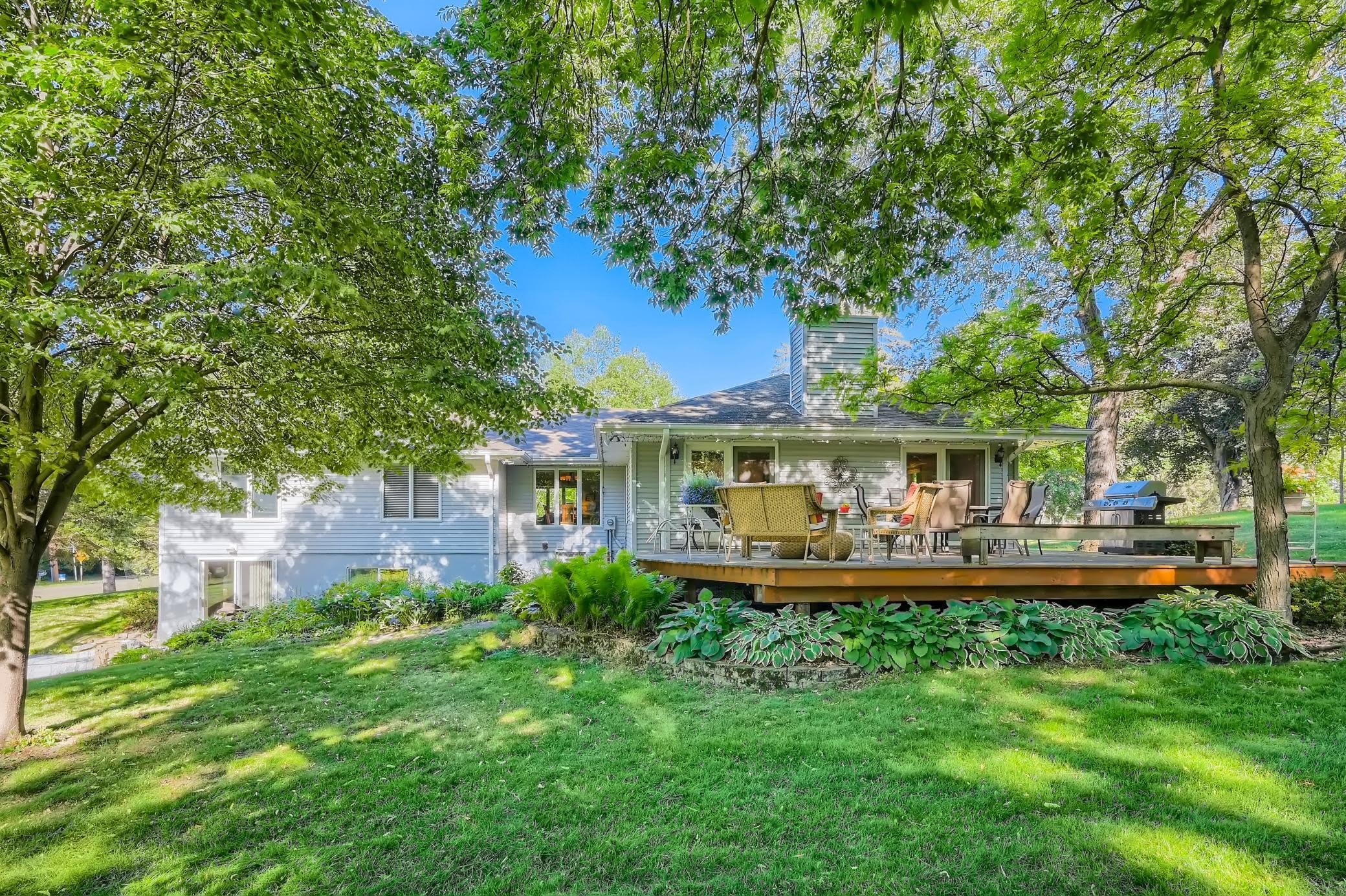 3200 Frear Drive – photo 1