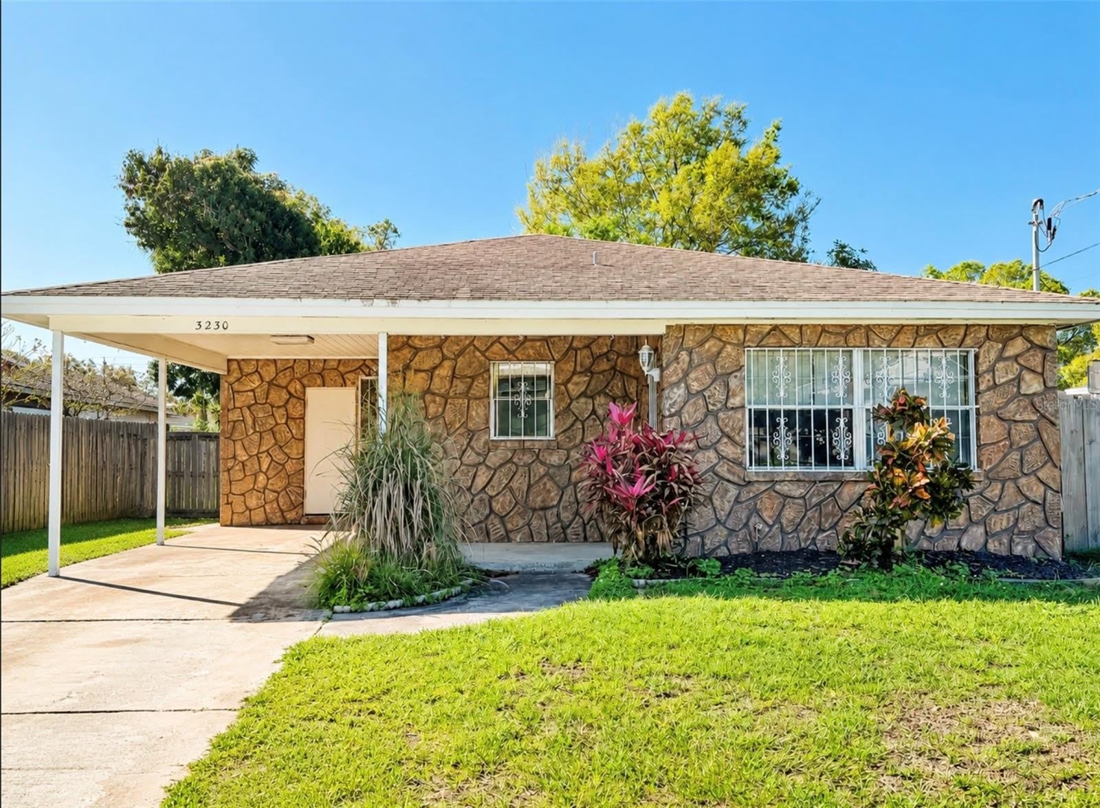 3230 W SAINT CONRAD Street – photo 1