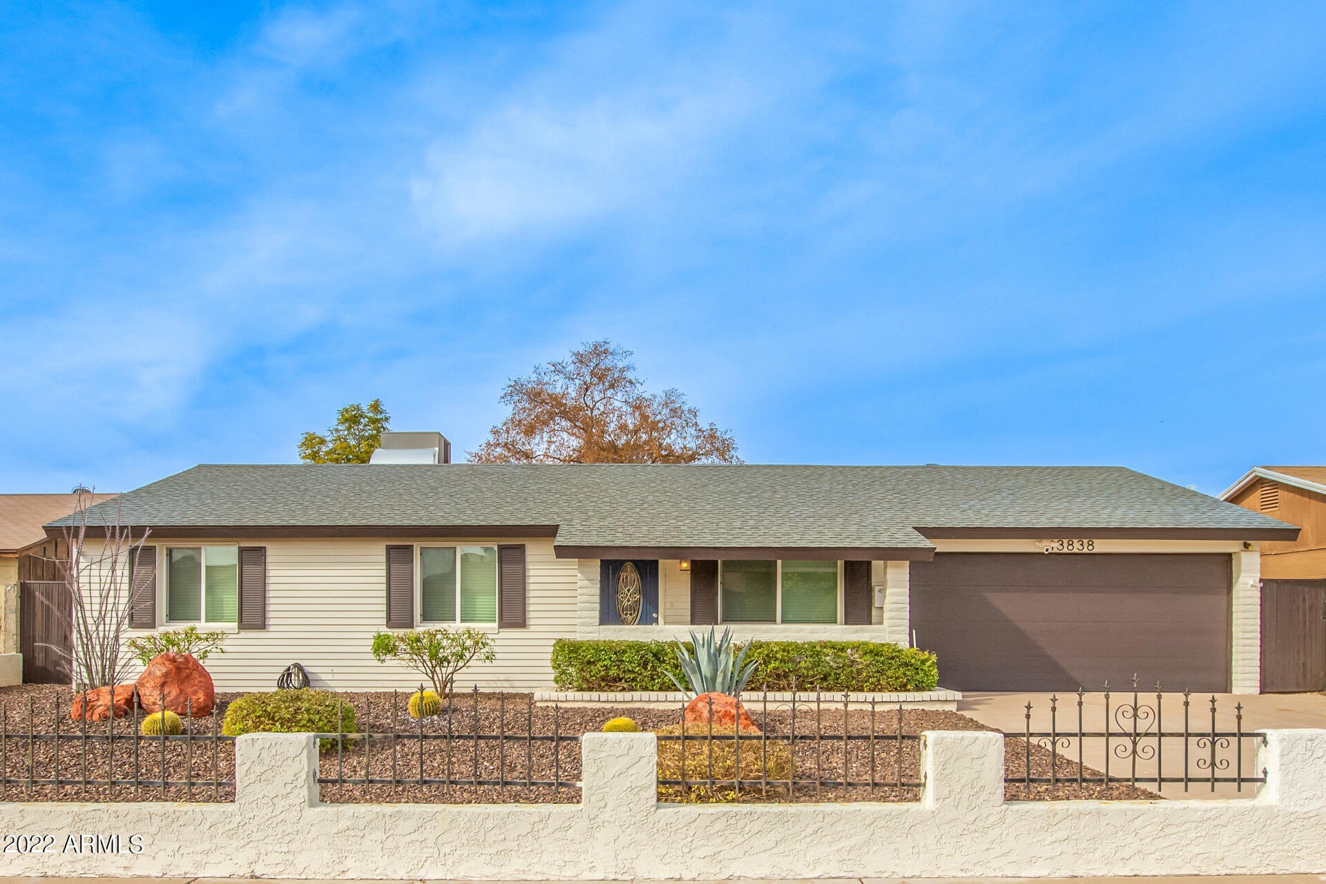 13838 N 37th Way – photo 1