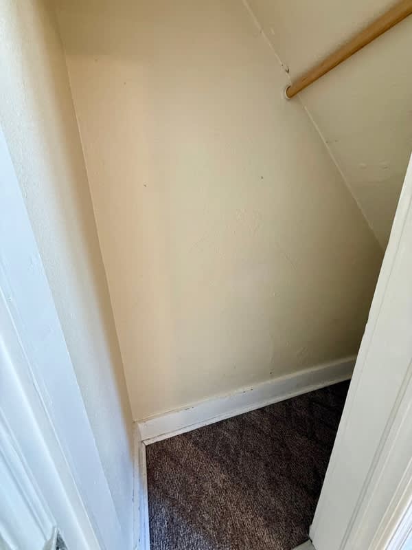 238 Scott Avenue – photo 2