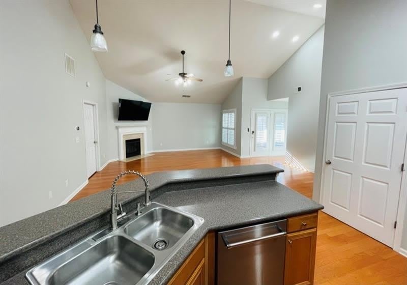 2335 Gateview Court – photo 5