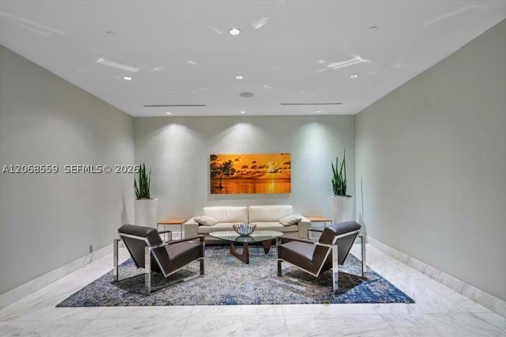 10155 Collins Ave – photo 4