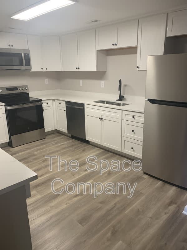 1118 Gunn Avenue – photo 2