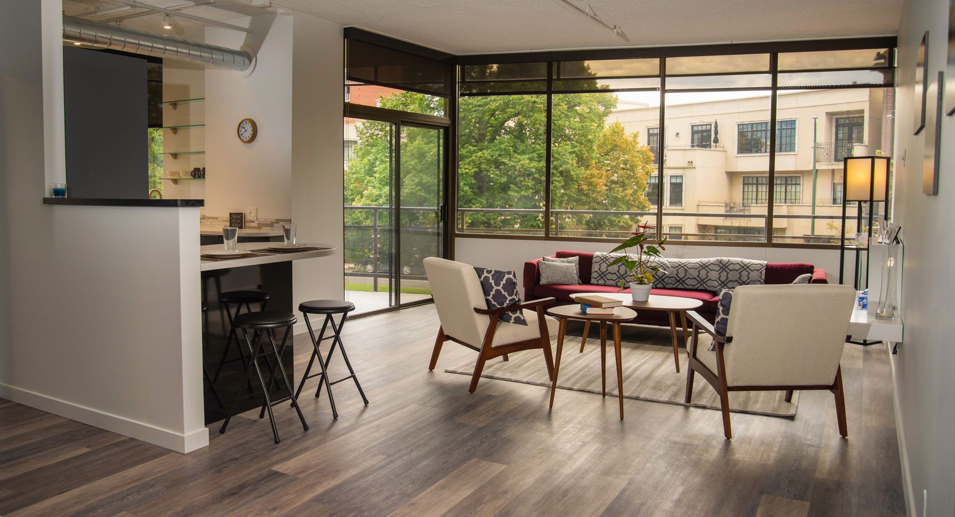 Riverfalls Tower Apartments – photo 2