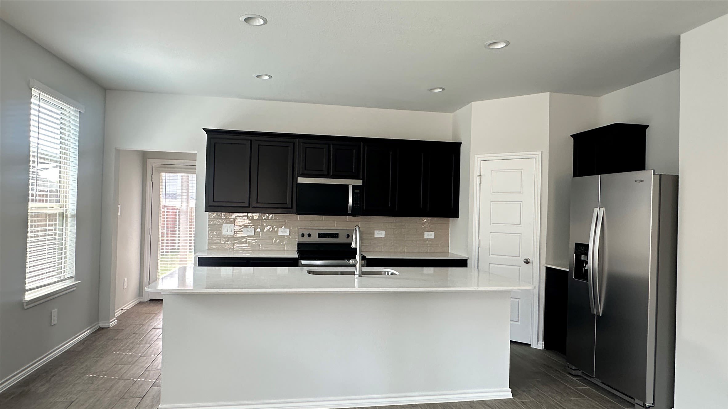 1713 Meadow Crest Drive – photo 4
