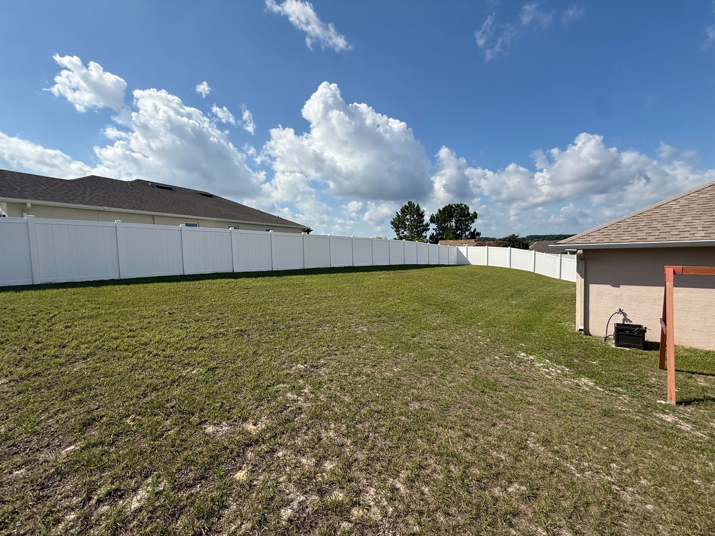 Four bedroom two bathroom BH Home – photo 3