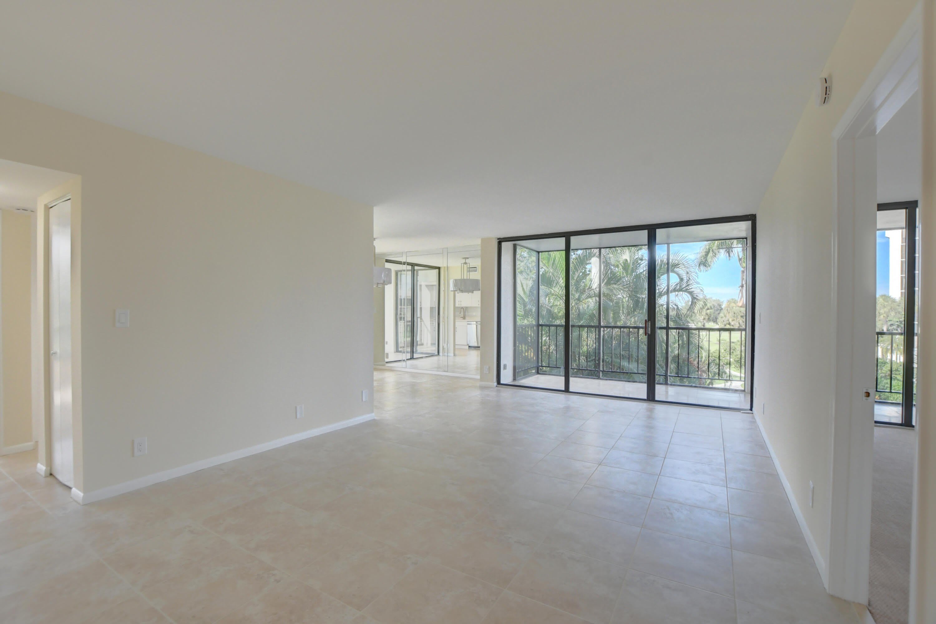 6797 Willow Wood Drive – photo 2