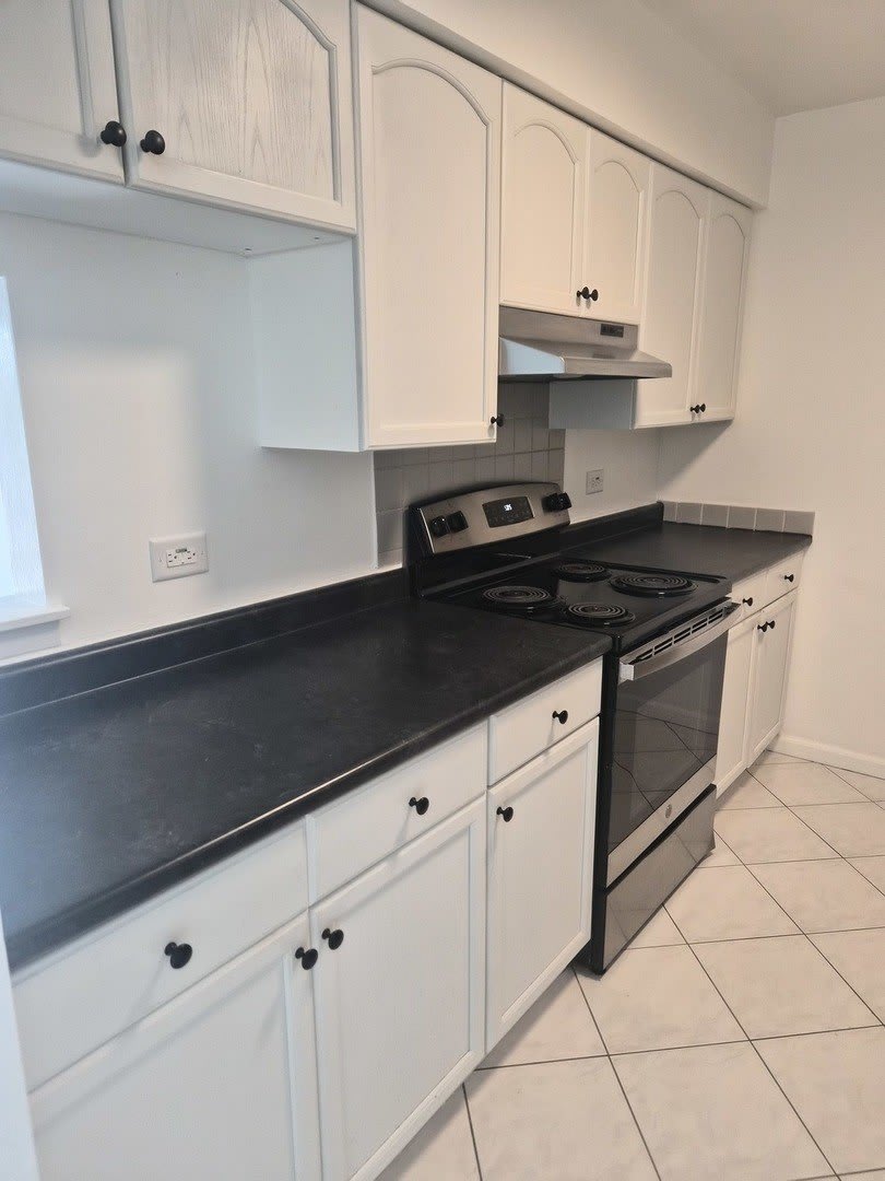 1424 Stonebridge Circle – photo 3