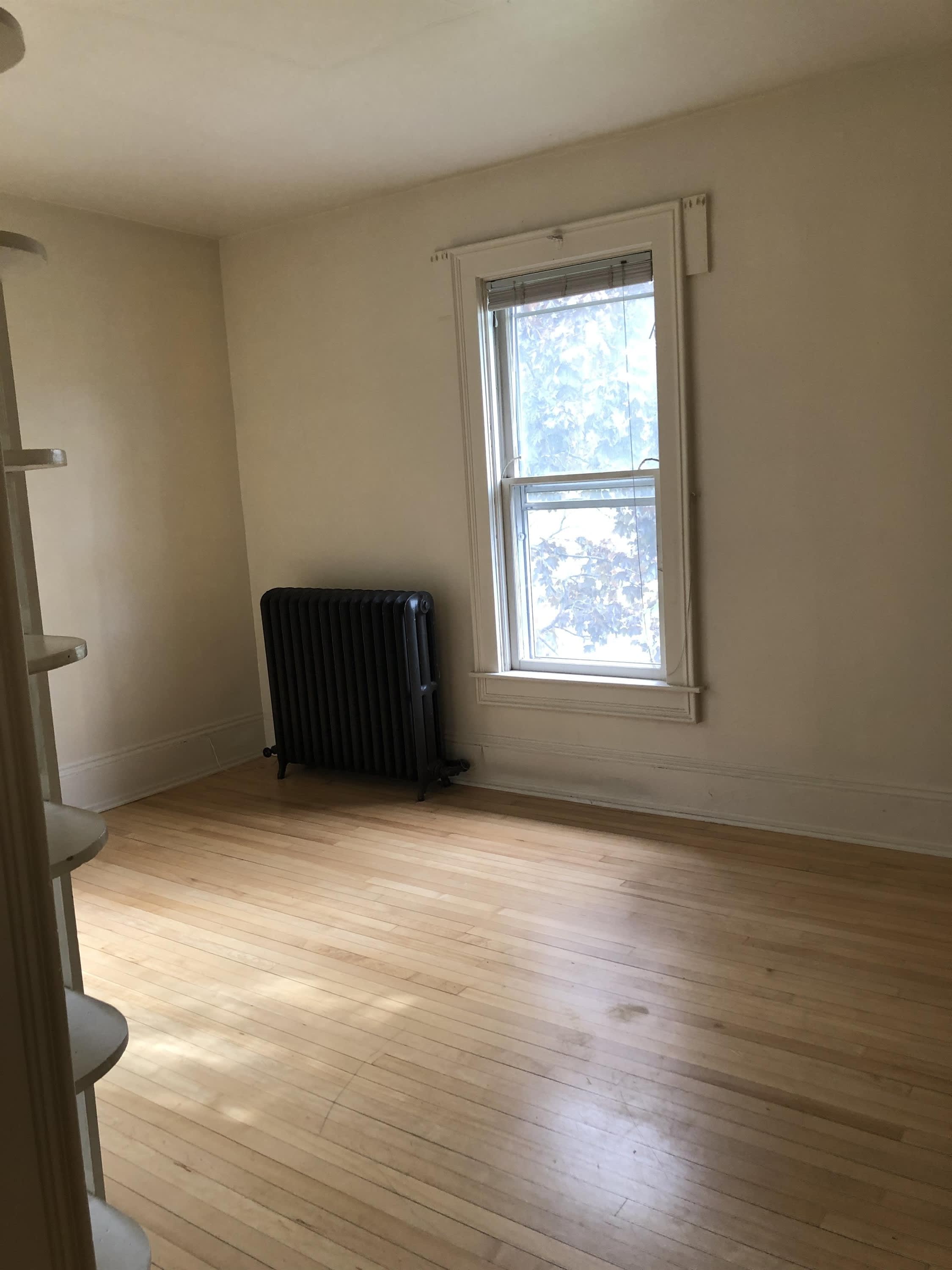 233 1/2 Broadway St – photo 2