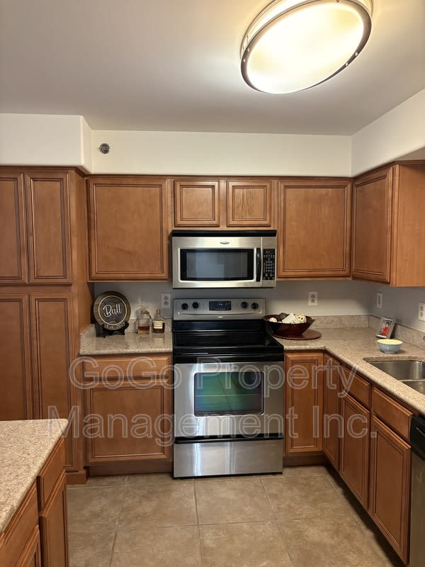 1001 South Church Street – photo 5