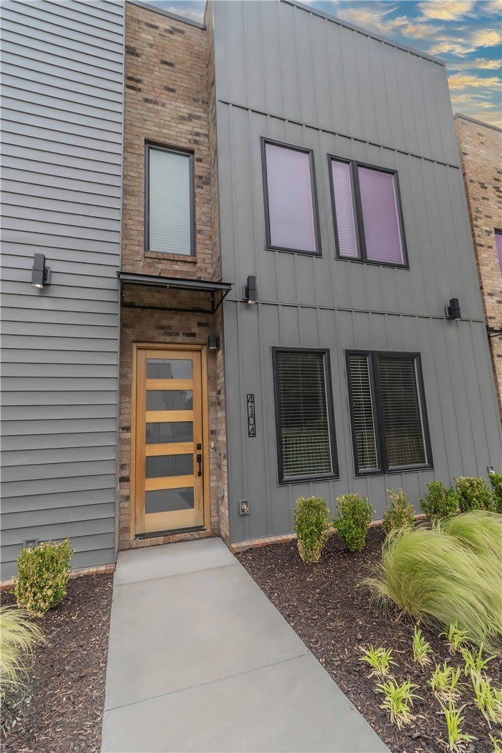 4104 W Wood Street – photo 1