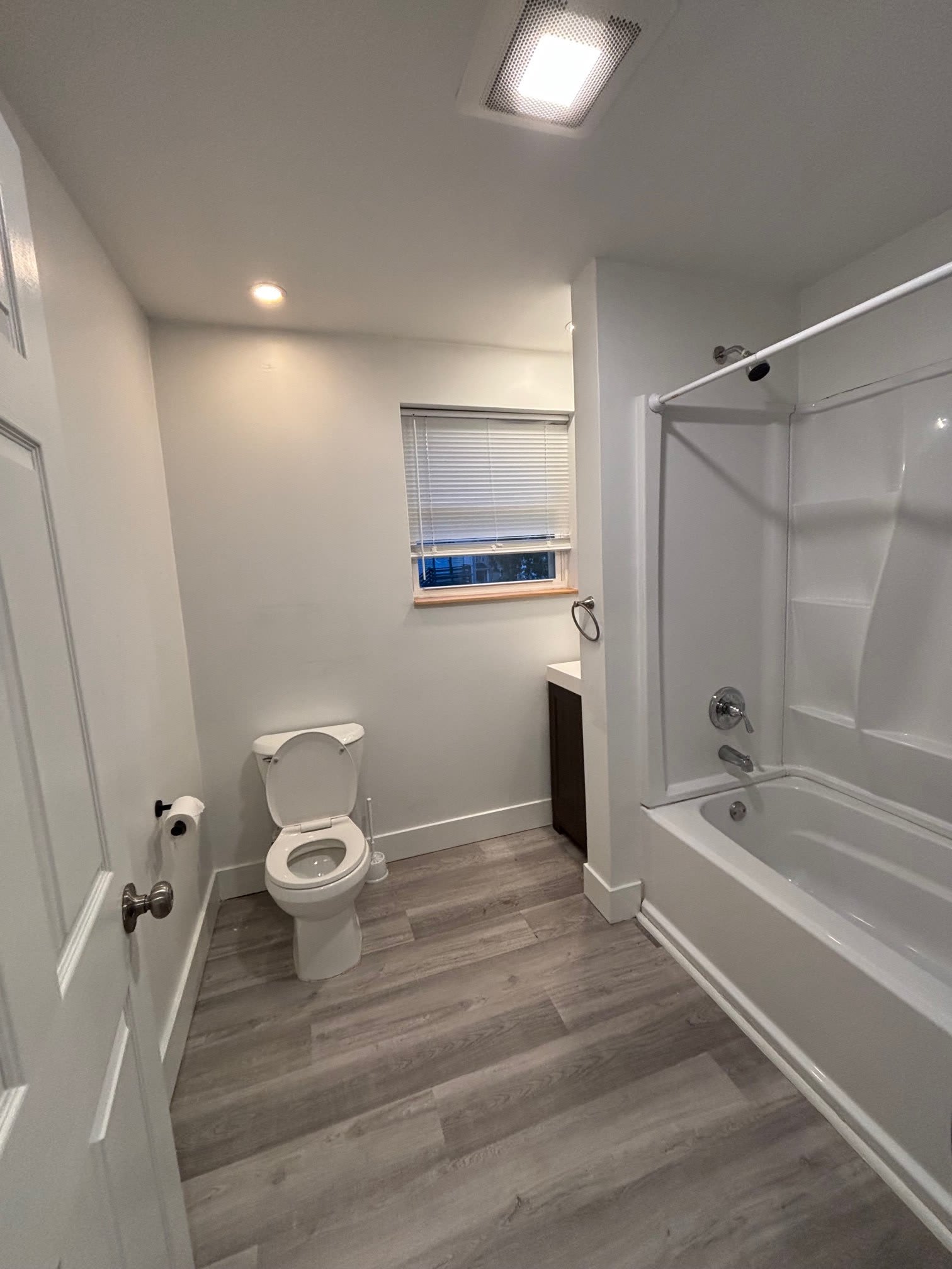 107 Center Street – photo 4