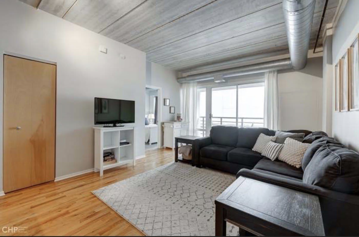 1430 S Michigan Avenue – photo 2