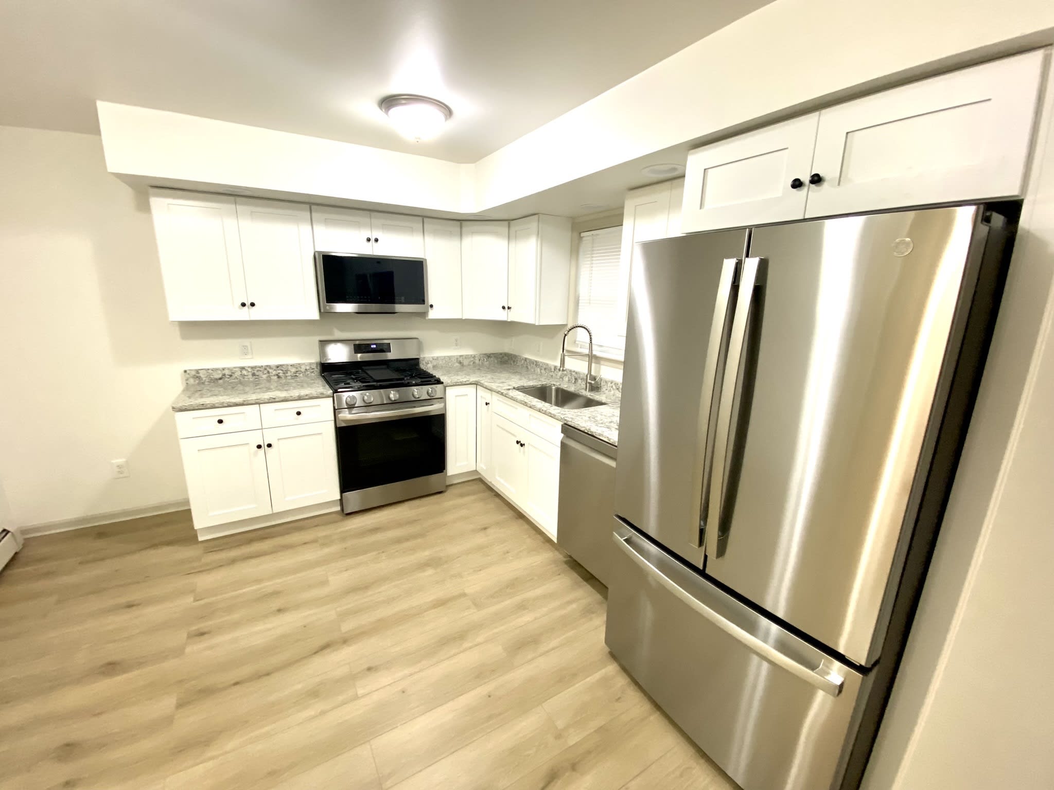 2593 Washington Street – photo 3