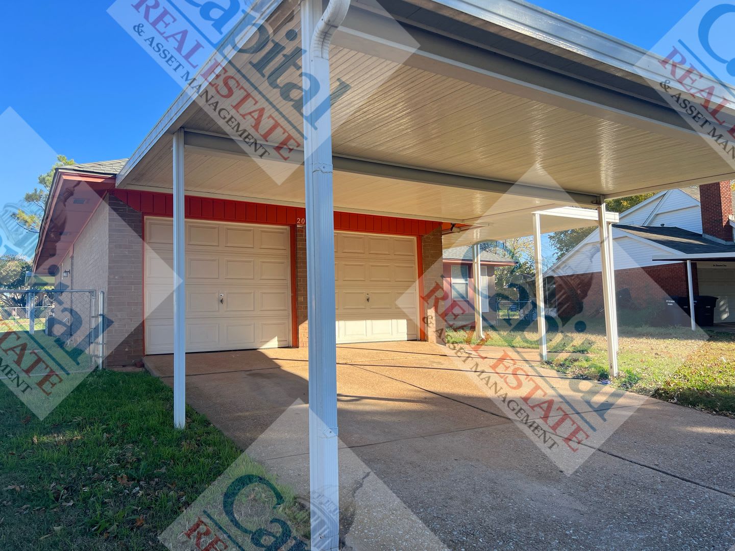 Charming Moore Home – photo 3