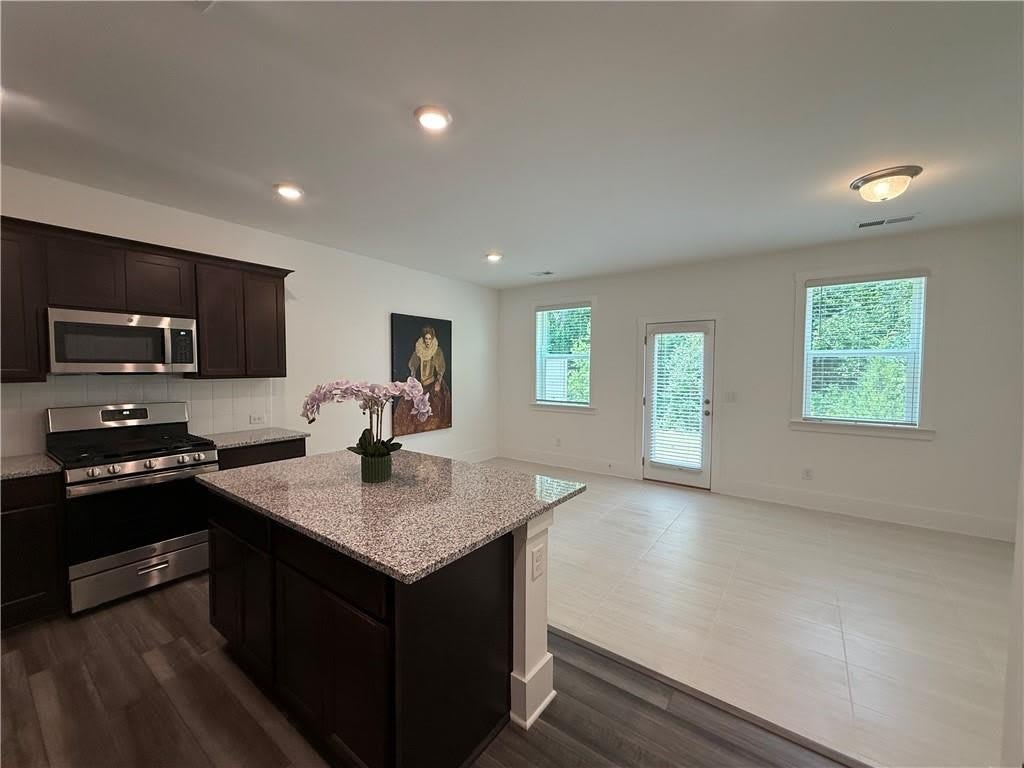 1682 Hannah Terrace NW – photo 4