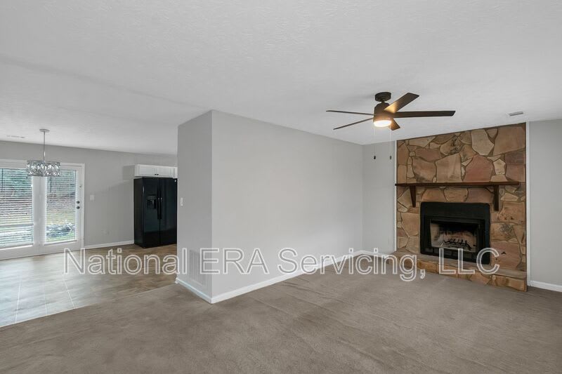 321 Summerwood Lane(retail) – photo 4