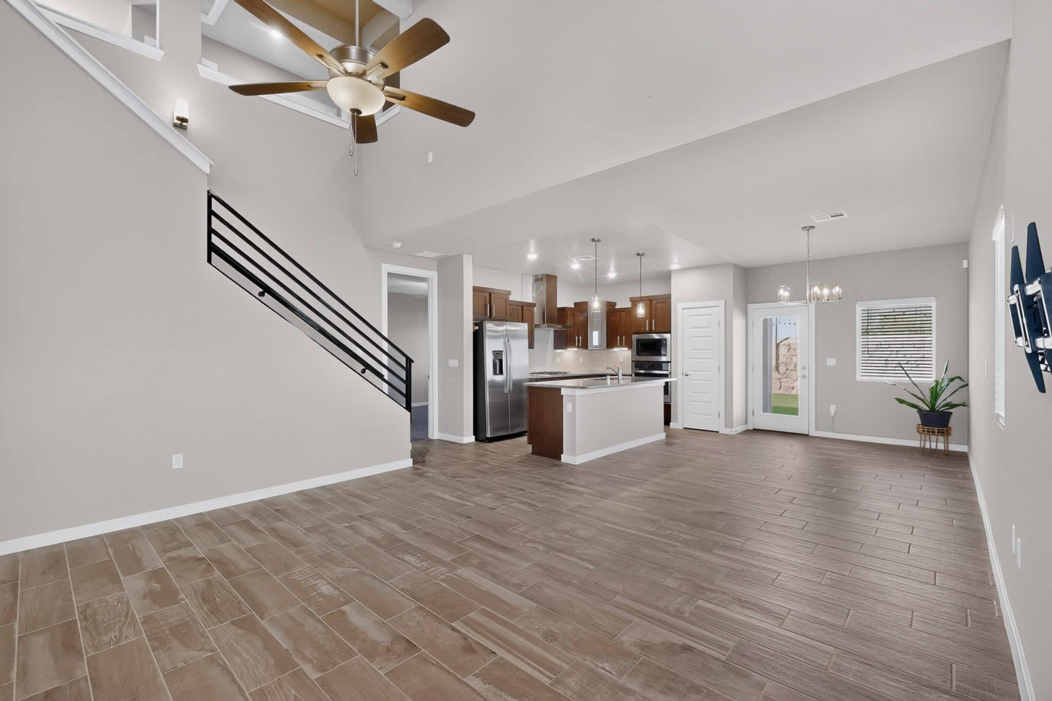 9930 Isla Place – photo 4