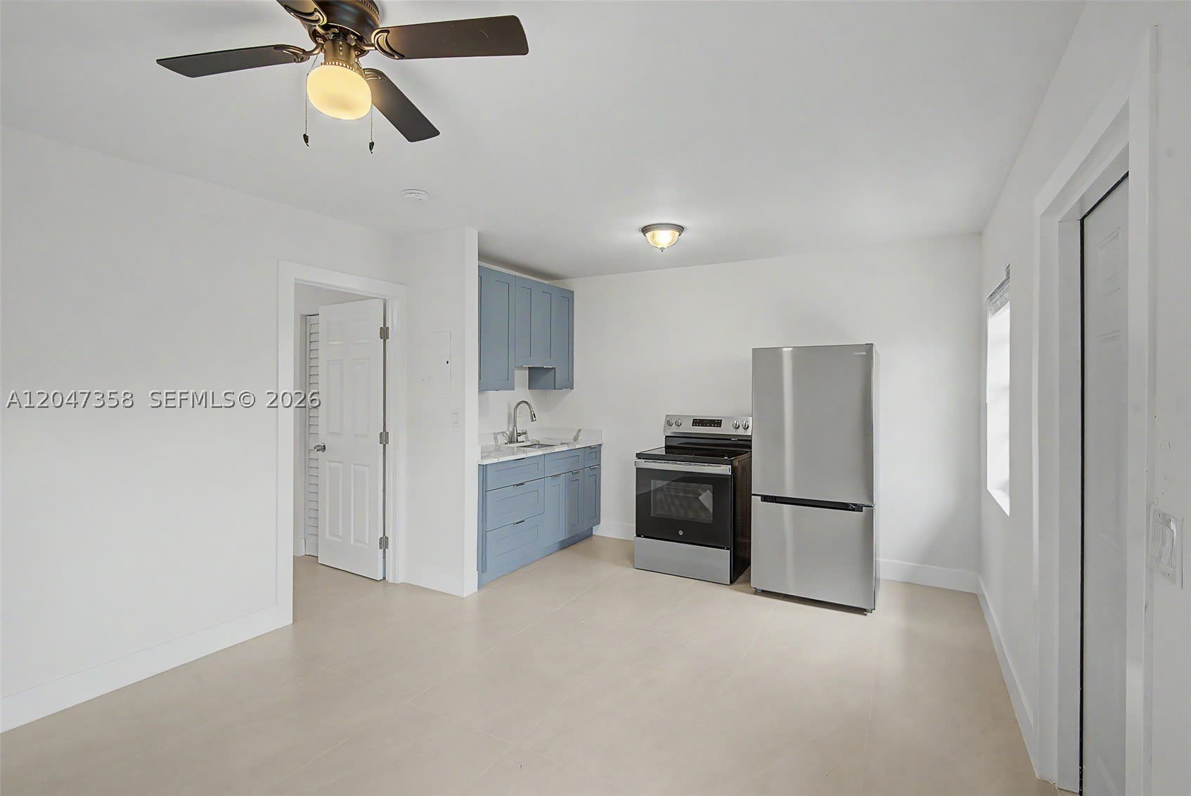 1021 SW 3rd St – photo 3