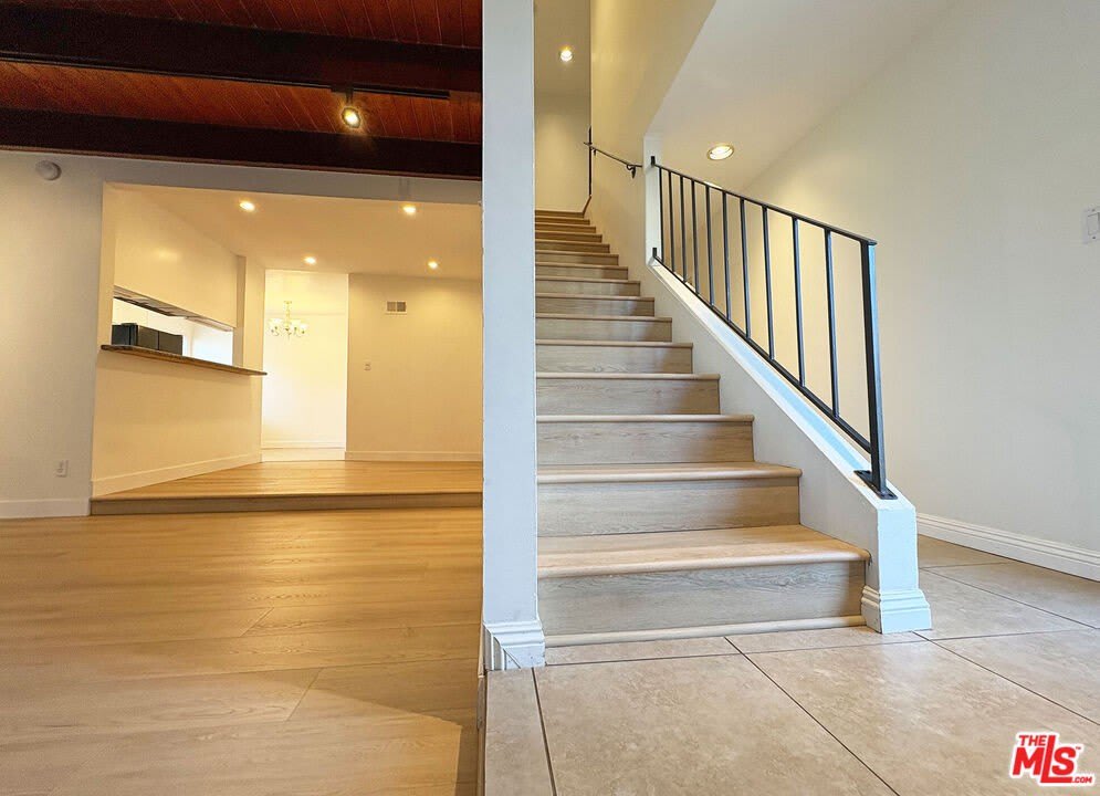 870 Figueroa Ter – photo 5