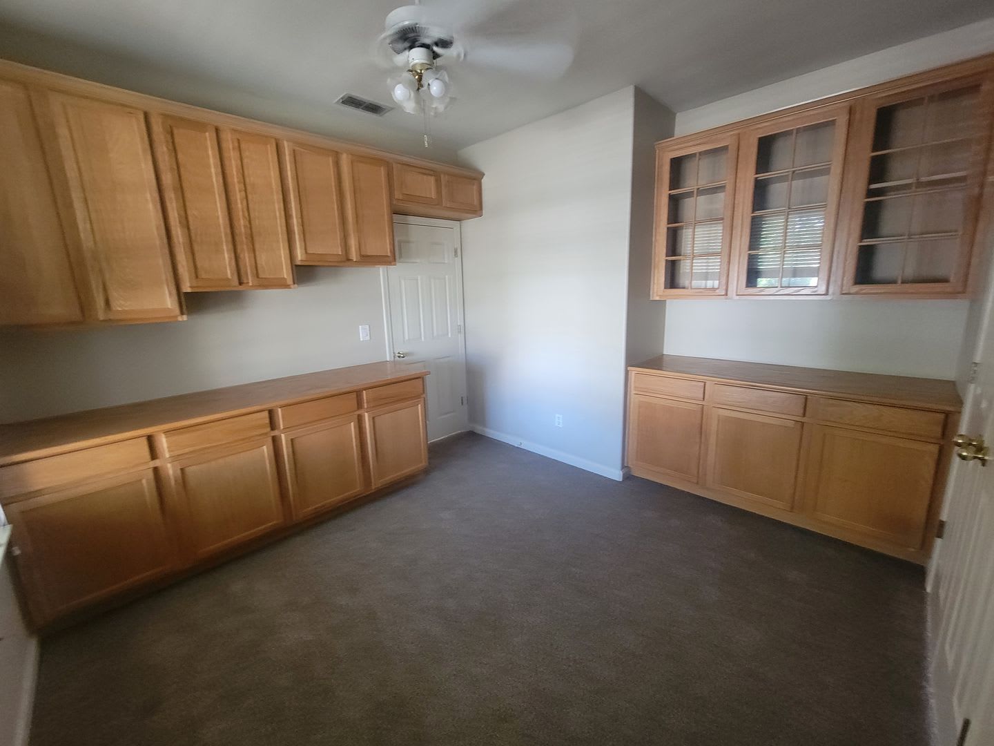 Pre Rent Today Beautiful 3 Bed 2 Bath Elk Grove – photo 2