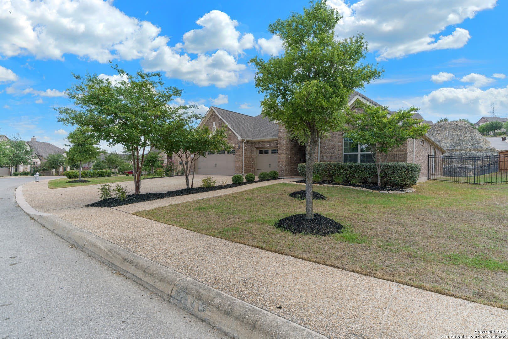 16910 Sonoma Ridge – photo 3