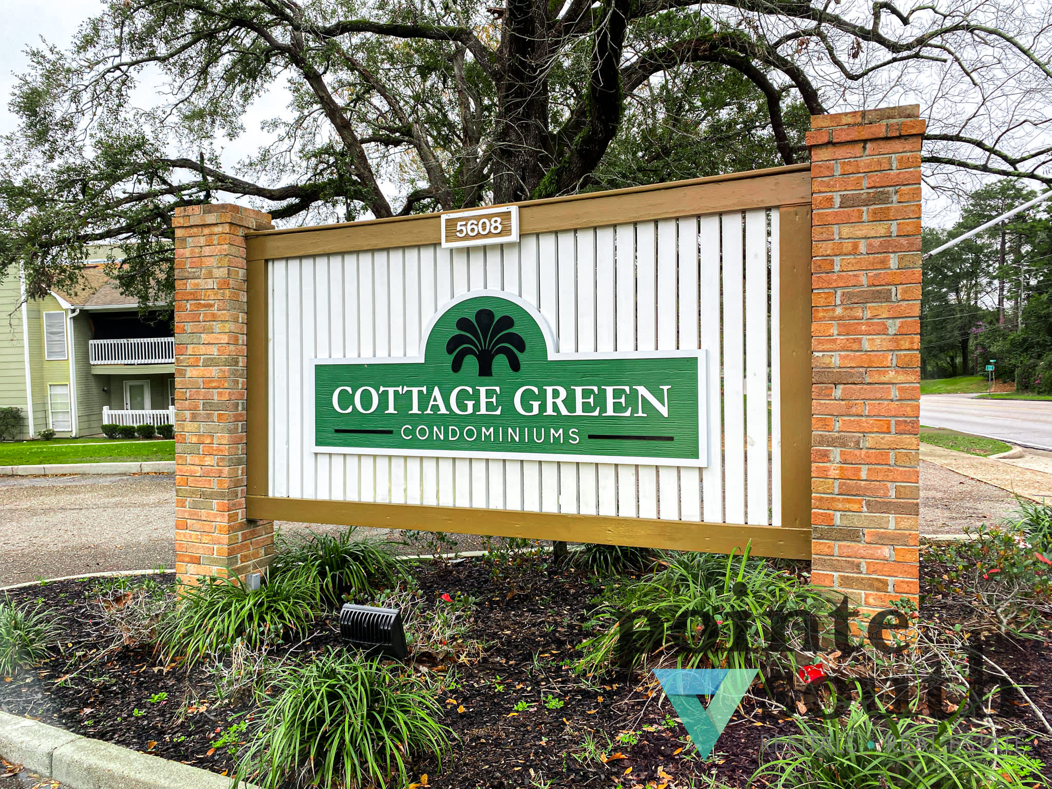 5608 Cottage Hill Rd Apt 214 – photo 1