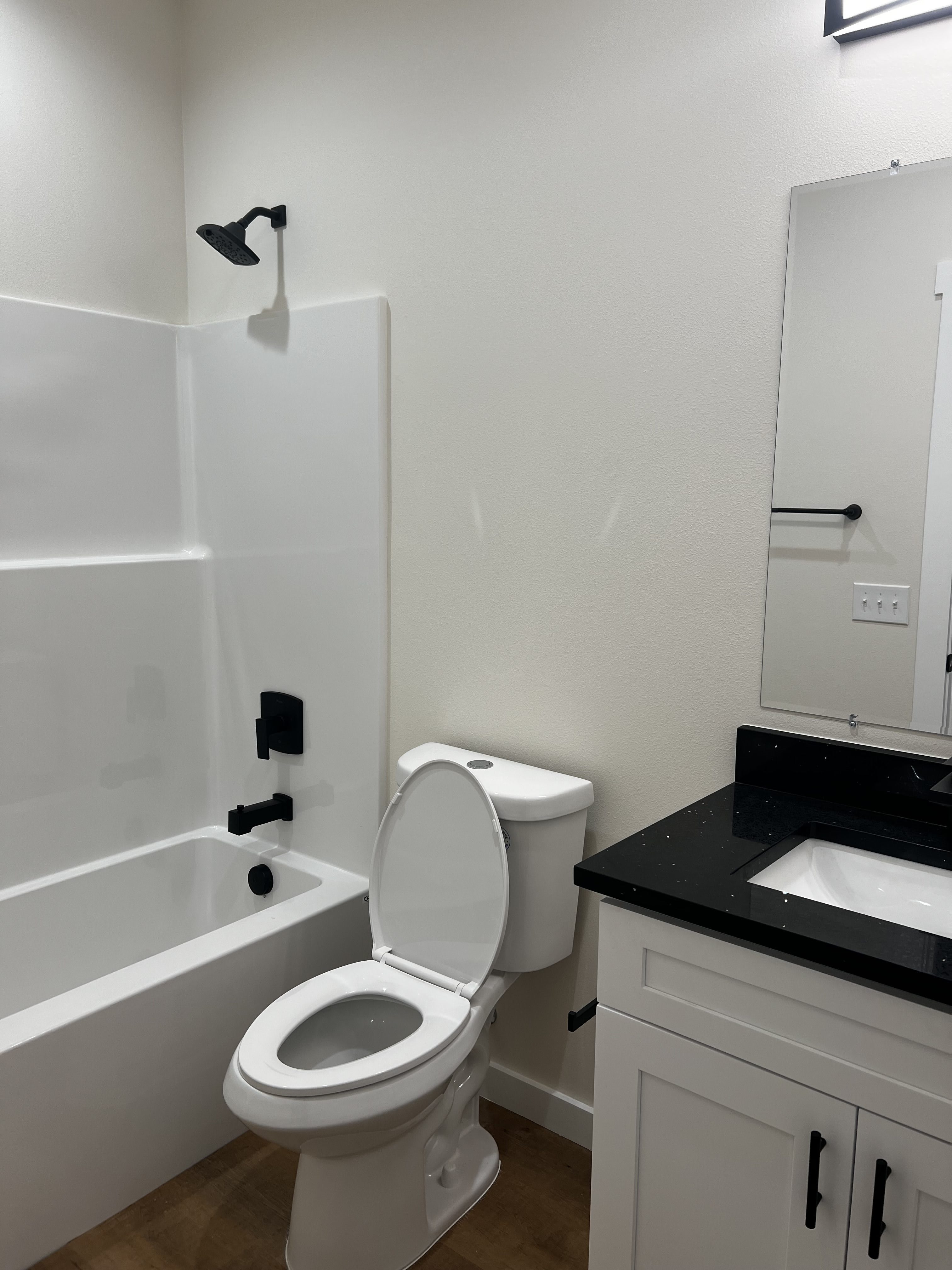 7560 Mcdougal Ave Ne – photo 5