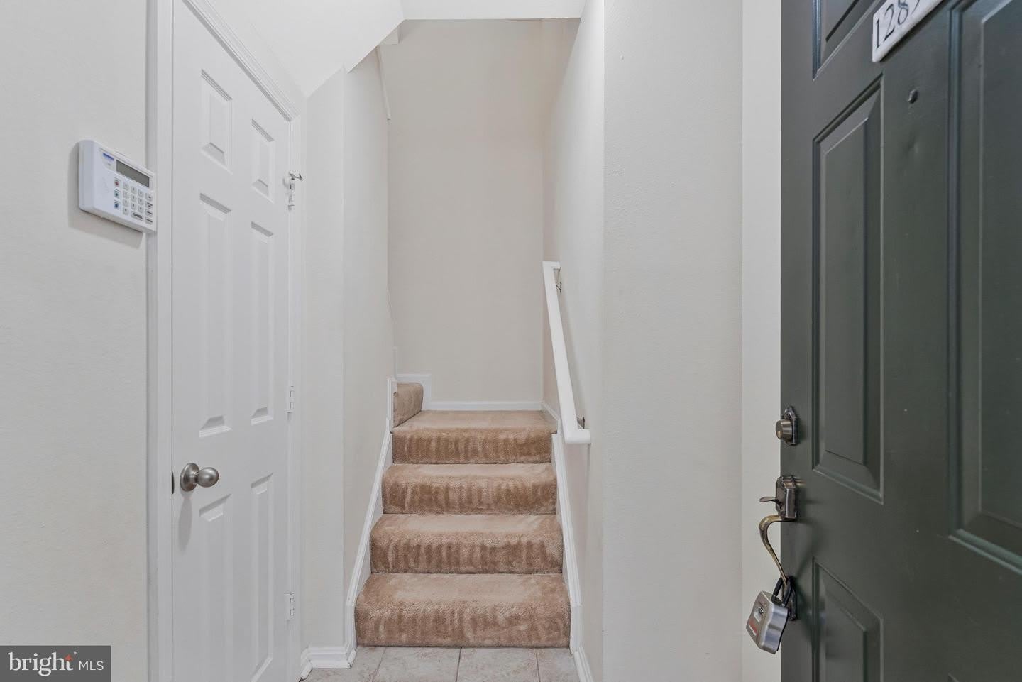 12890 FAIR BRIAR LN #12890 – photo 3