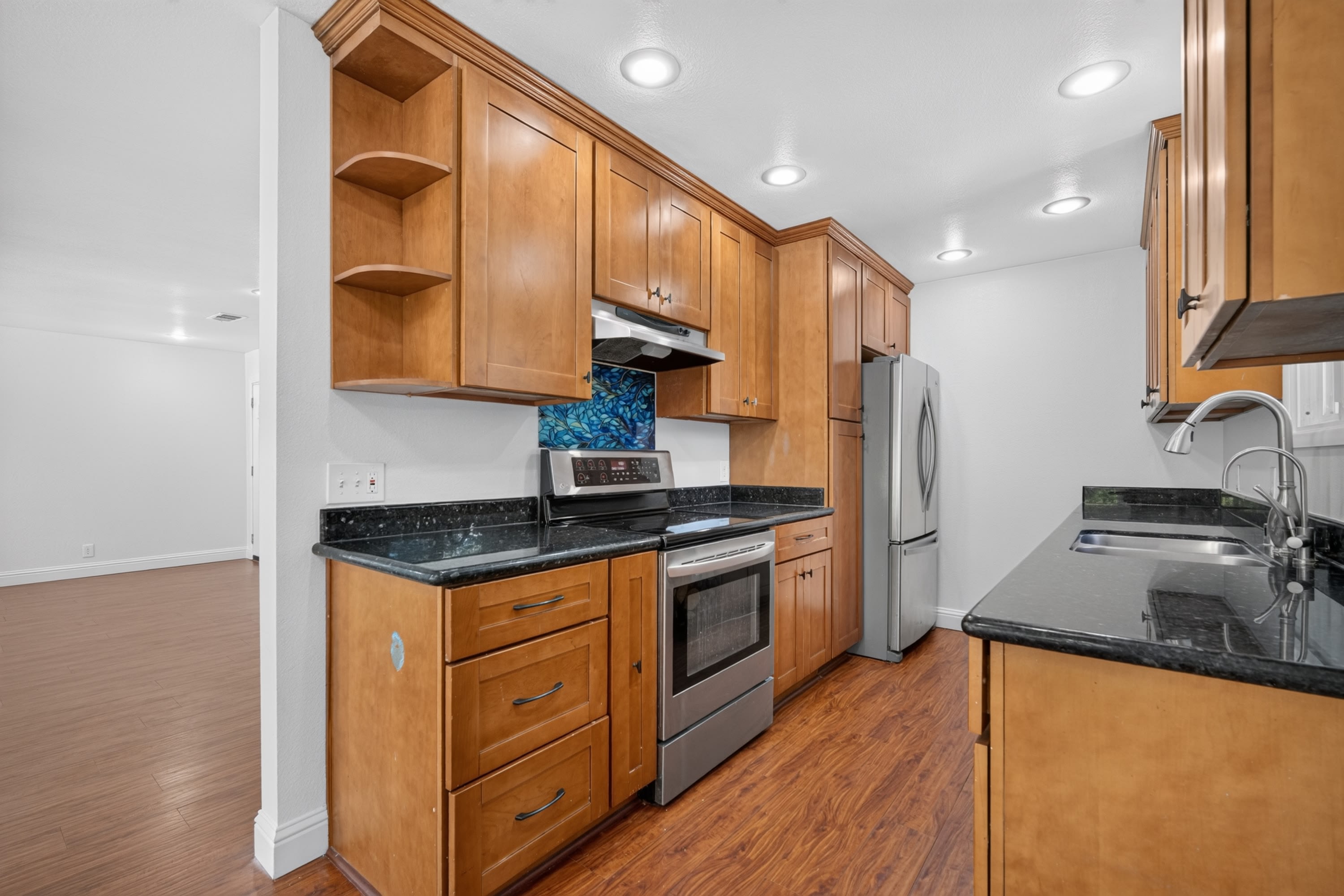 2045 Larsen Court – photo 4