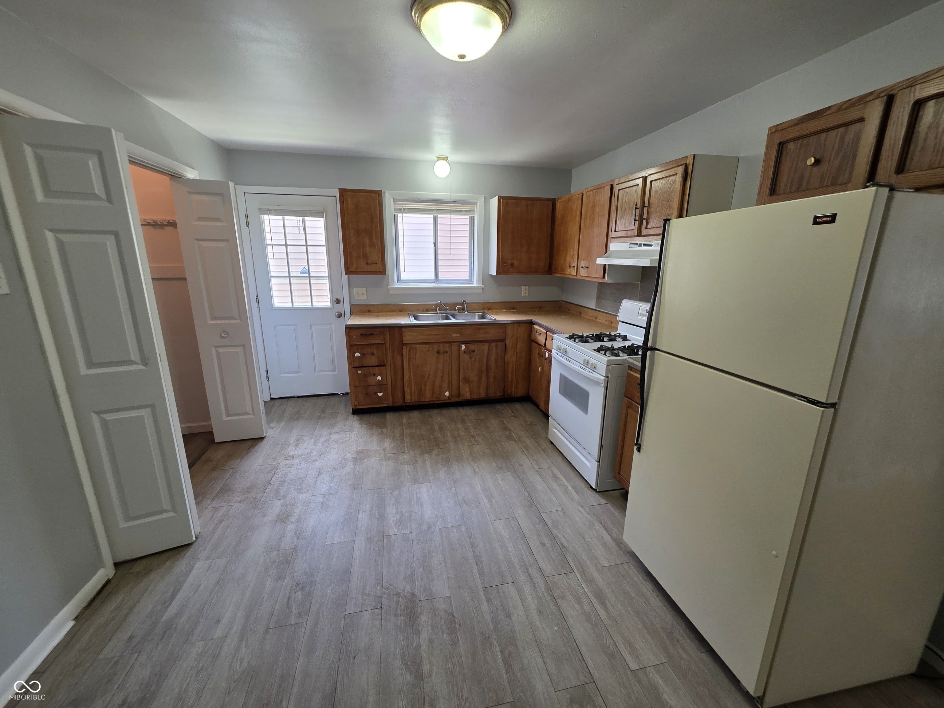 2036 Calhoun Street – photo 4