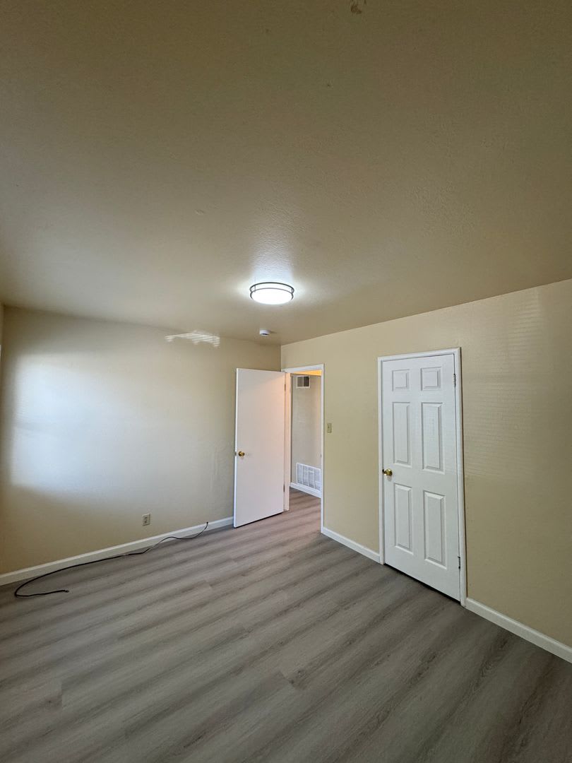 49 Amp 53 Mosswood Avenue – photo 3