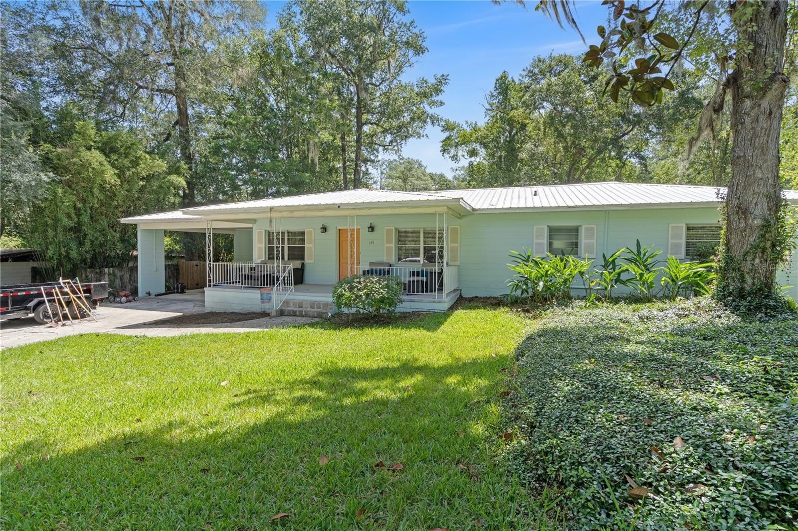 121 NW 29TH ST – photo 2