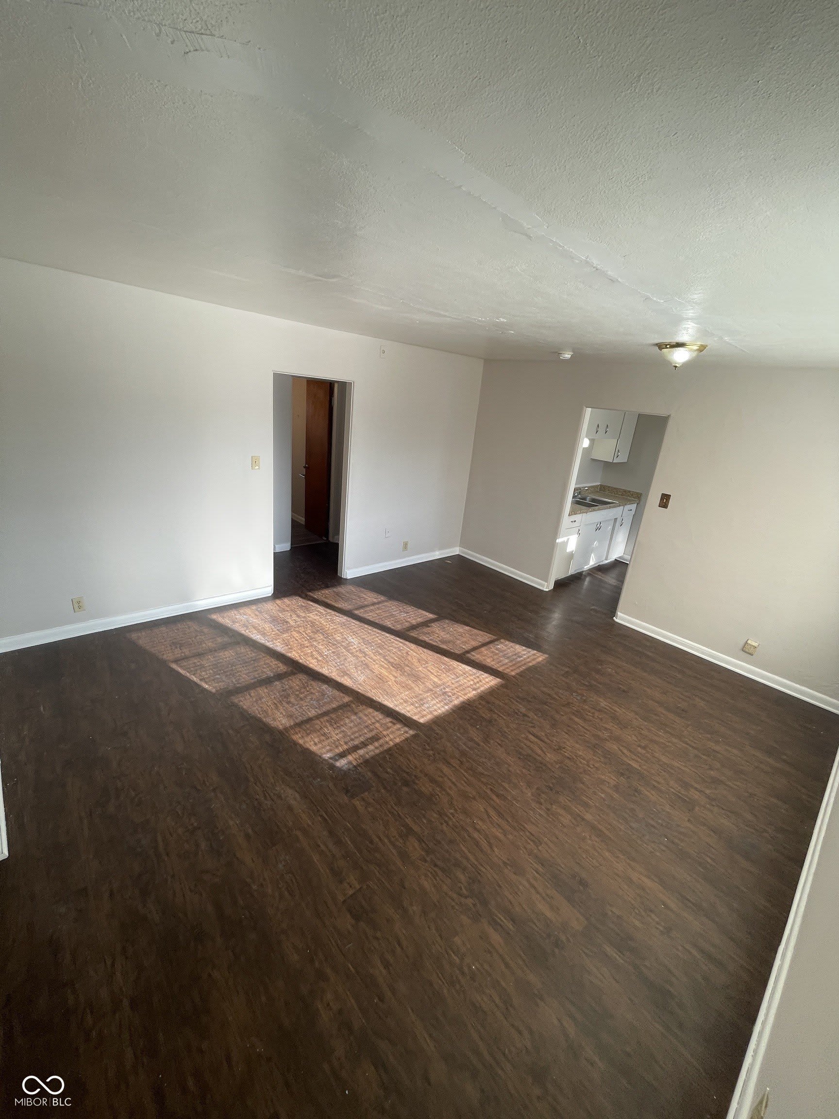4 N Butler Avenue – photo 4