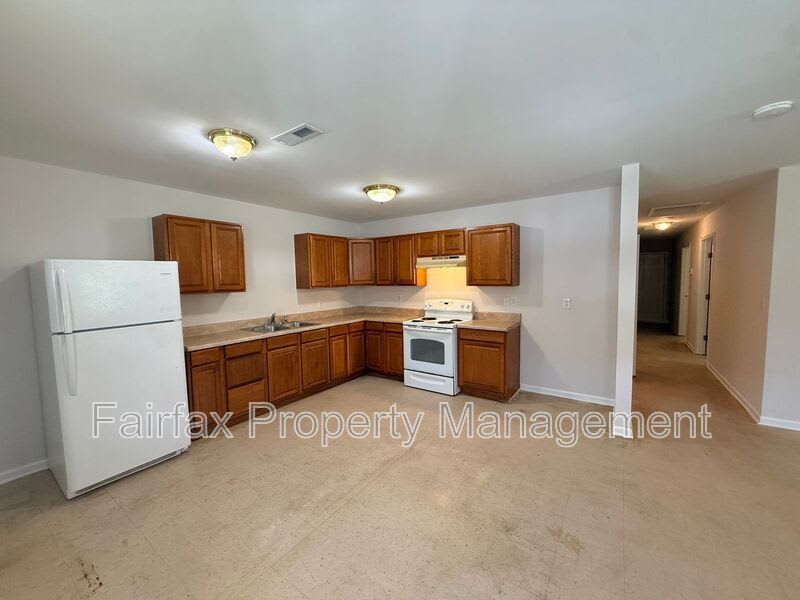 1116 Walnut St – photo 3