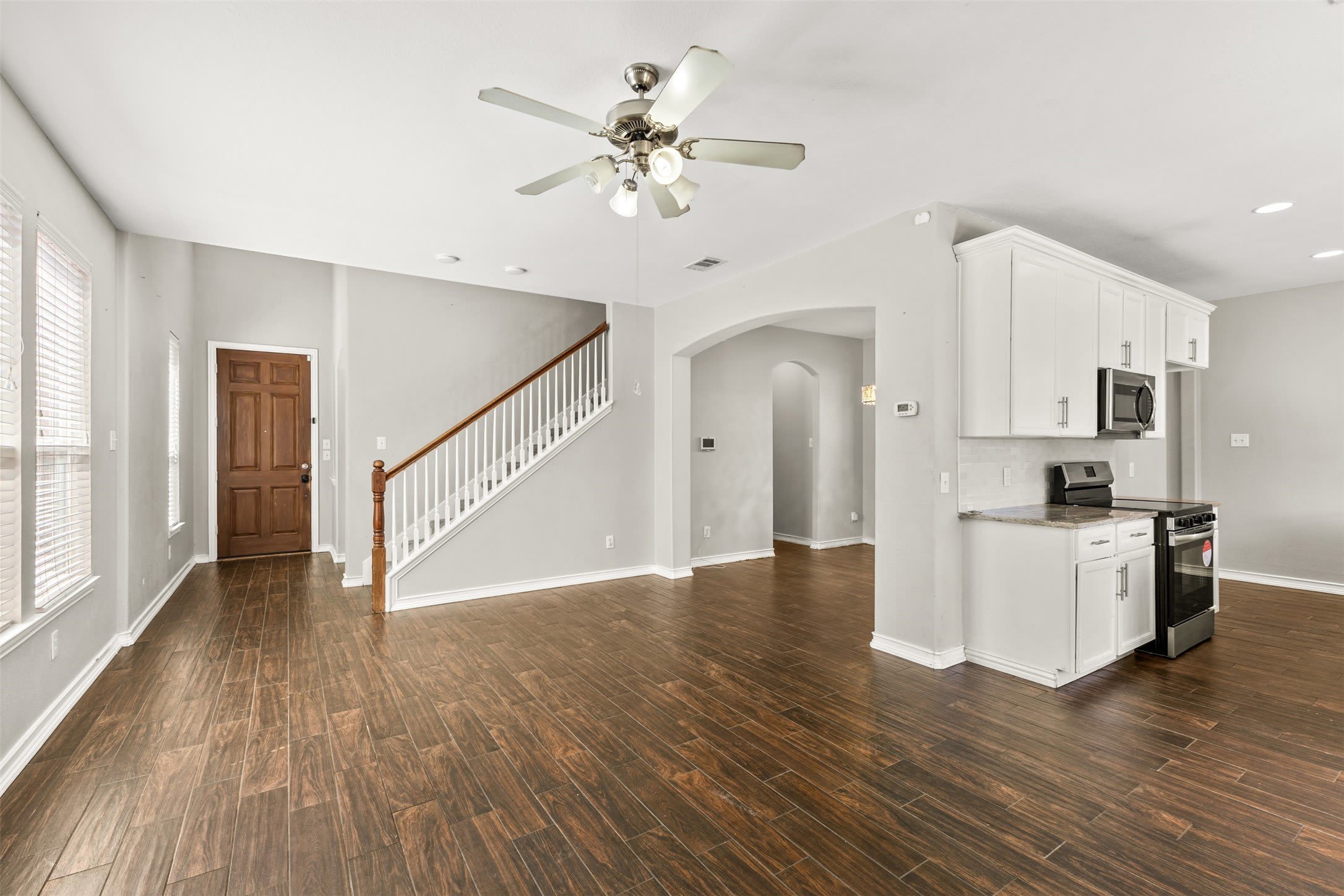 15920 Alvarado Drive – photo 5