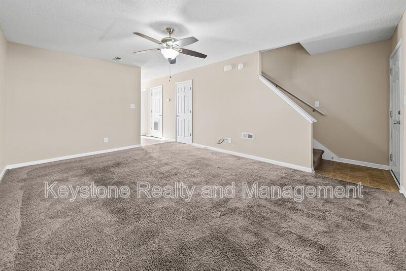 816 Oak Arbor Court – photo 3