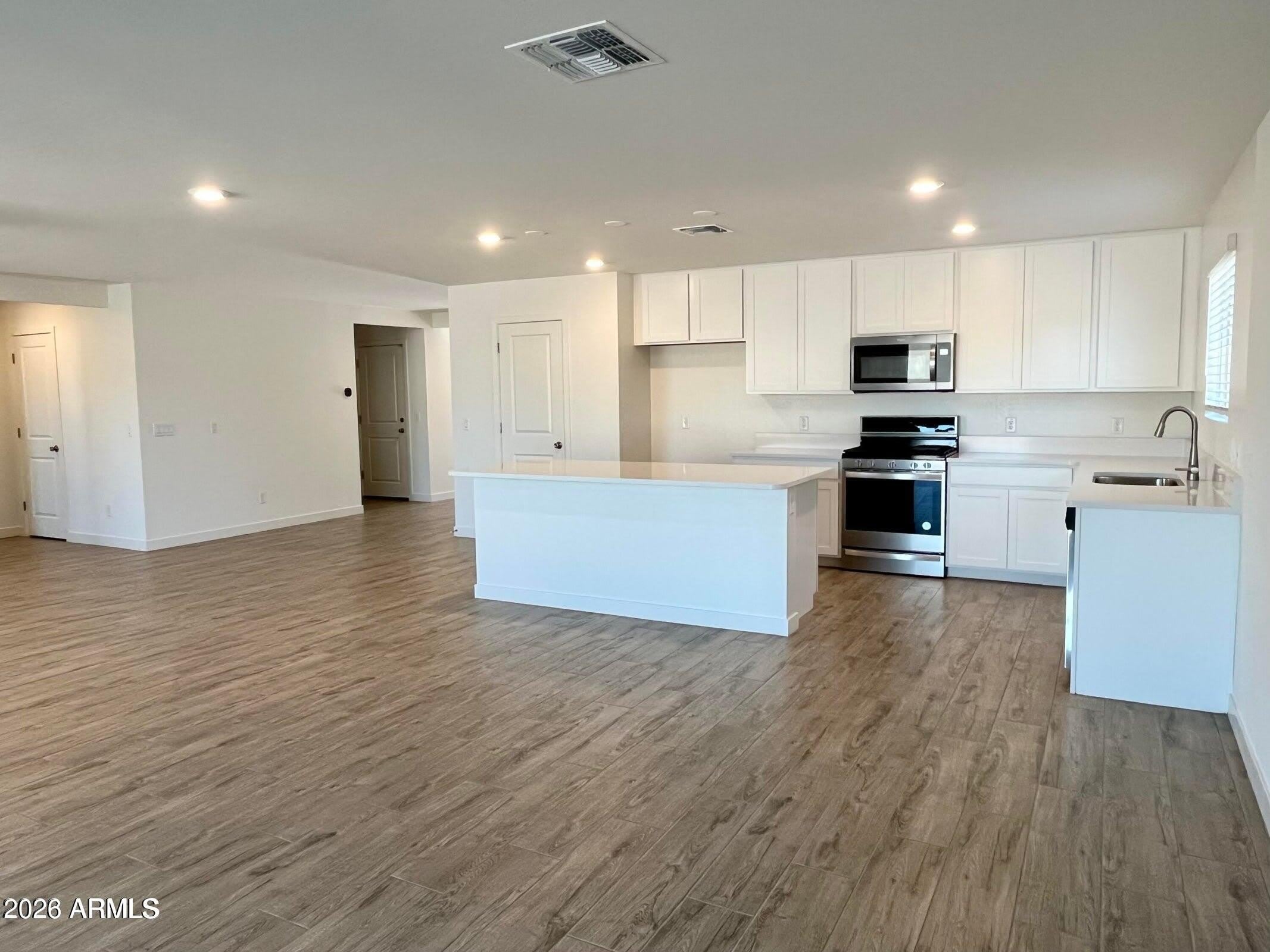 11414 W La Reata Avenue – photo 4