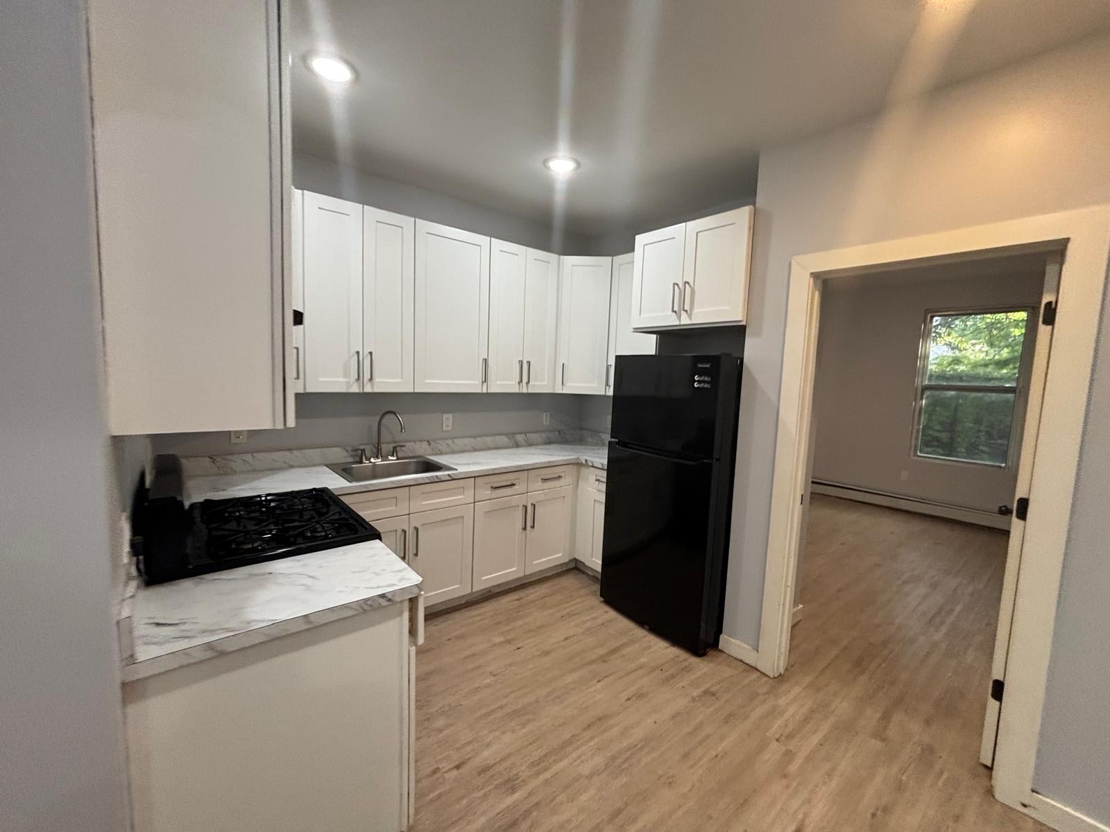 177 Van Nostrand Ave – photo 4